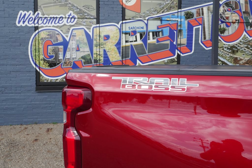 Used 2019 Chevrolet Silverado 1500 Custom Trail Boss w/ Custom Convenience Package AWD/4WD image 21