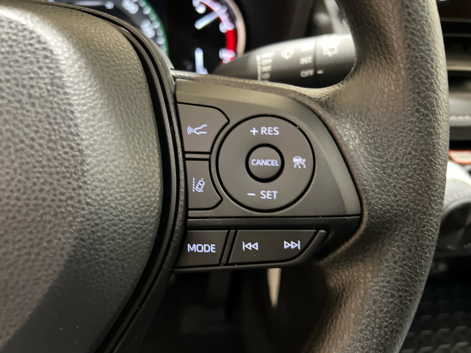 New 2025 Toyota RAV4 LE image 17