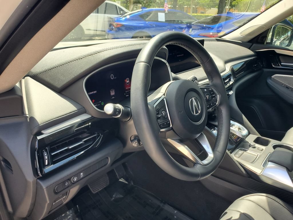 Used 2024 Acura MDX FWD image 16