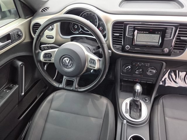 Used 2016 Volkswagen Beetle 1.8T S FWD image 26