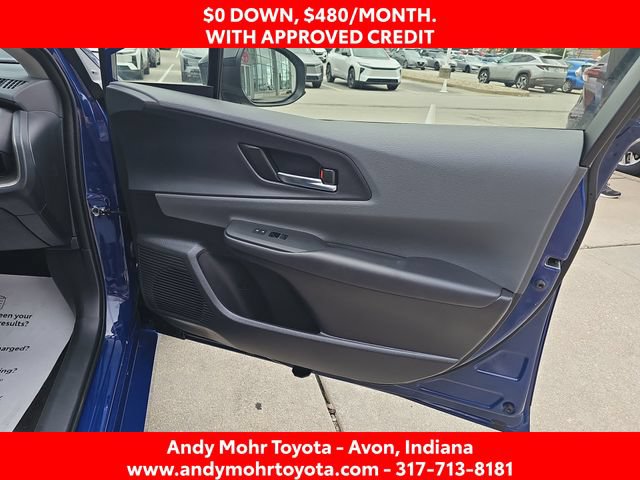 Used 2024 Toyota Prius XLE FWD image 34