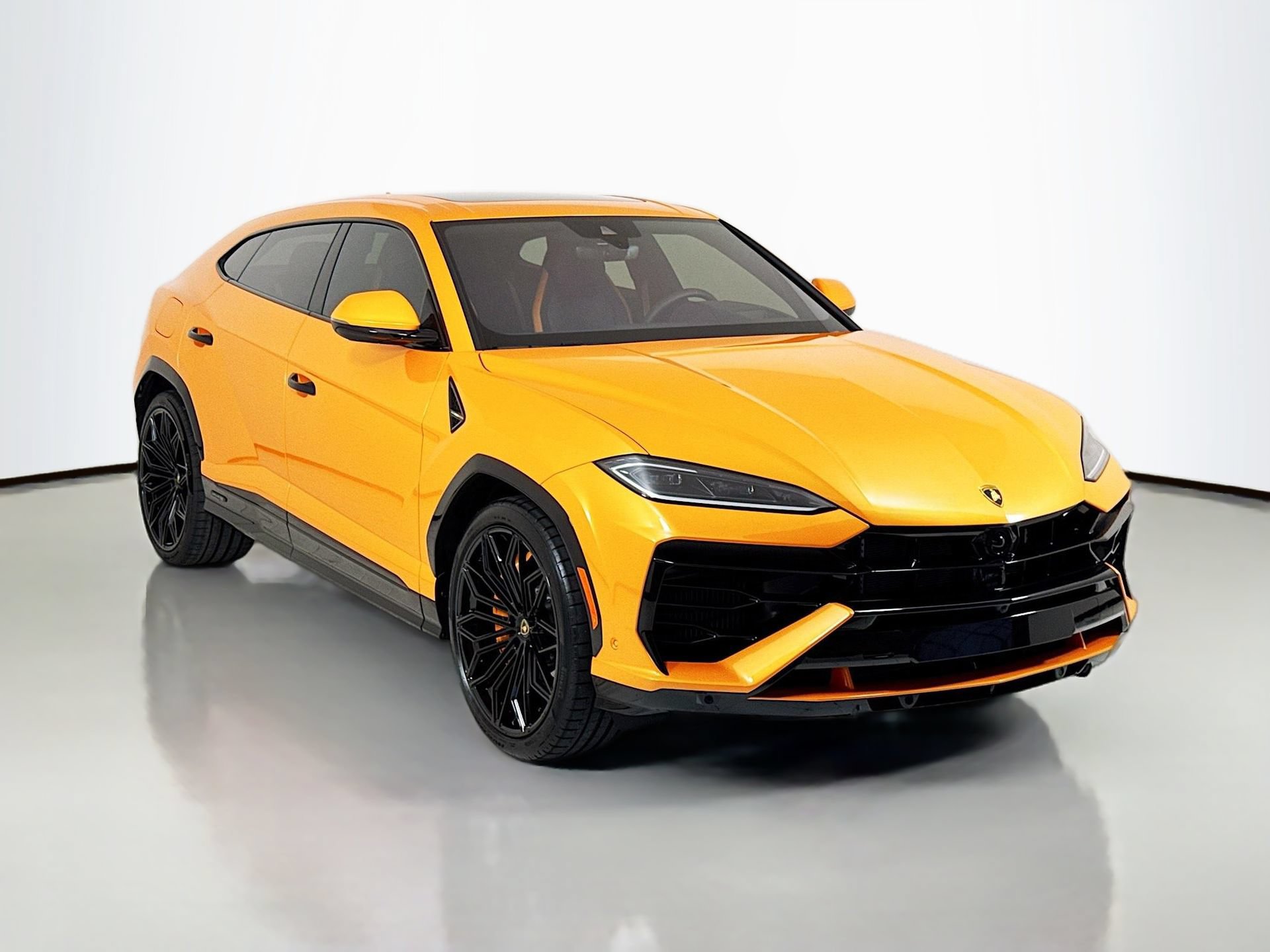Used 2025 Lamborghini Urus SE
