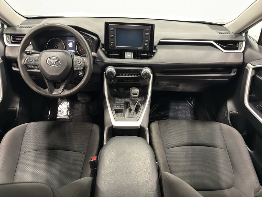Used 2022 Toyota RAV4 LE image 26