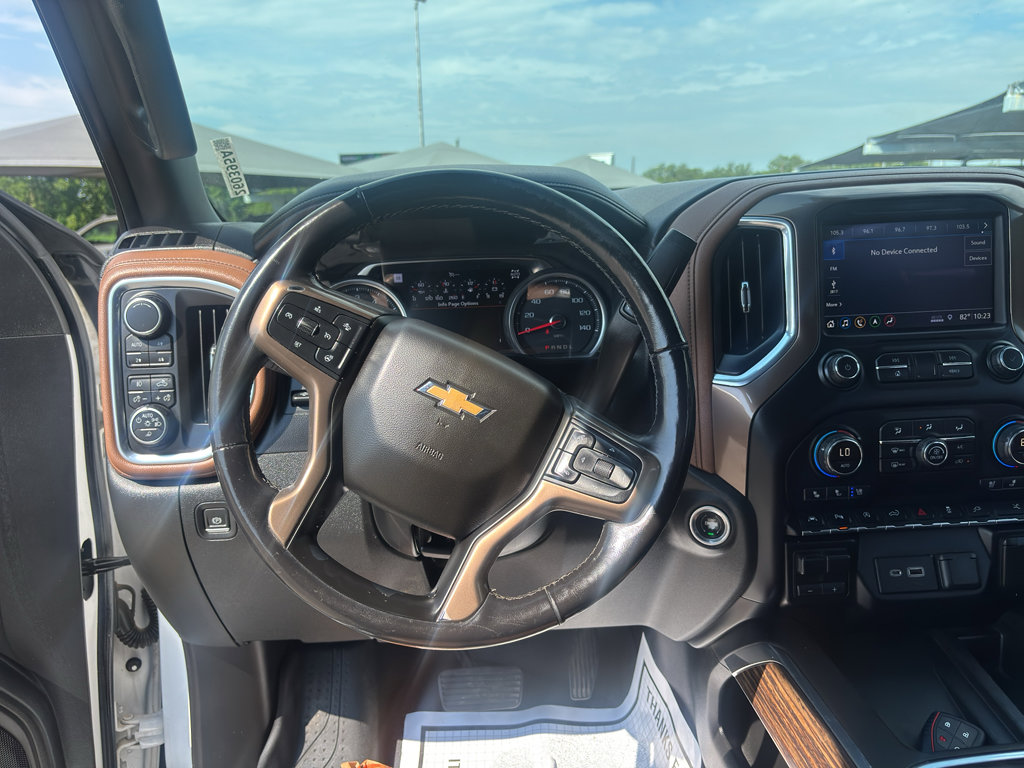 Used 2019 Chevrolet Silverado 1500 High Country w/ Technology Package AWD/4WD image 21