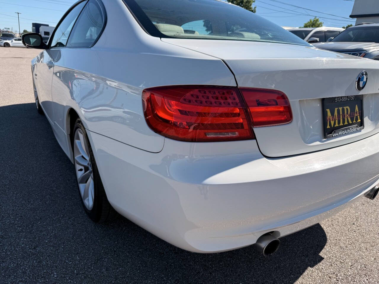 Used 2011 BMW 335i xDrive Coupe w/ Premium Pkg AWD/4WD image 28