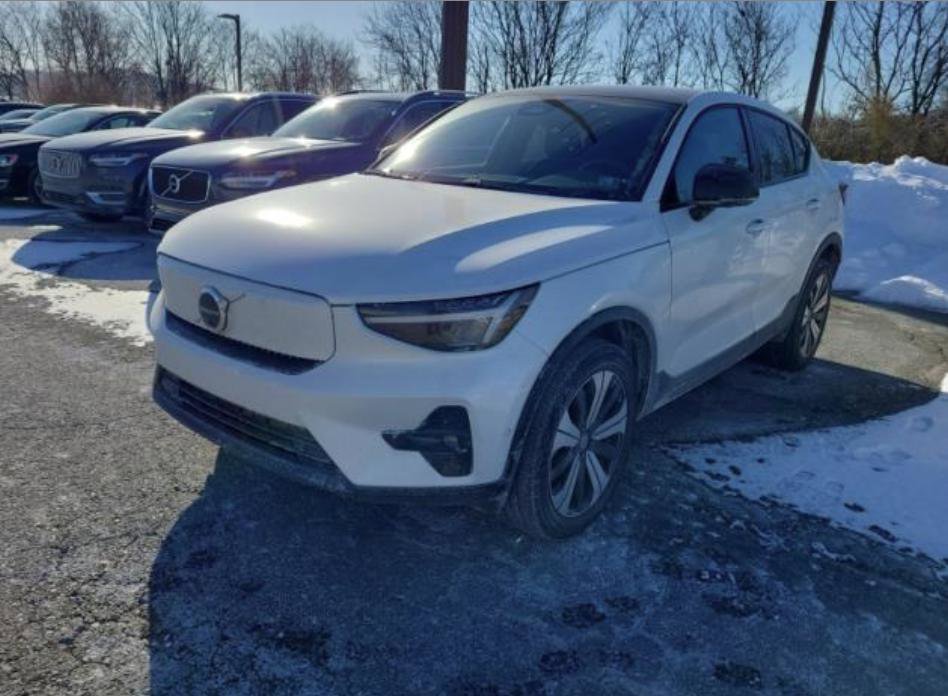 Used 2023 Volvo C40 P8 Recharge Plus image 8