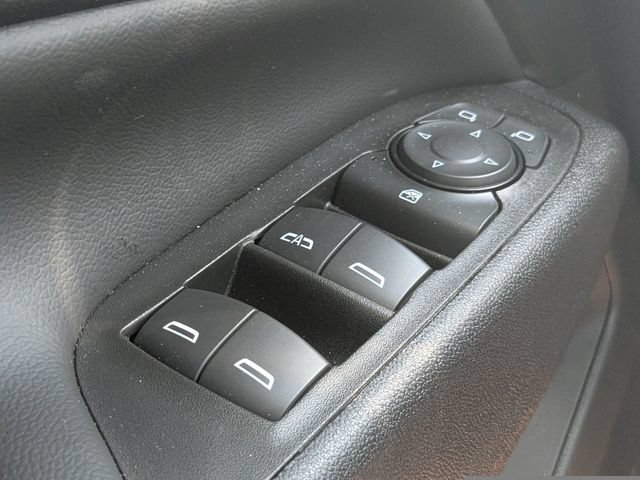 Used 2023 Chevrolet Equinox LT FWD image 23