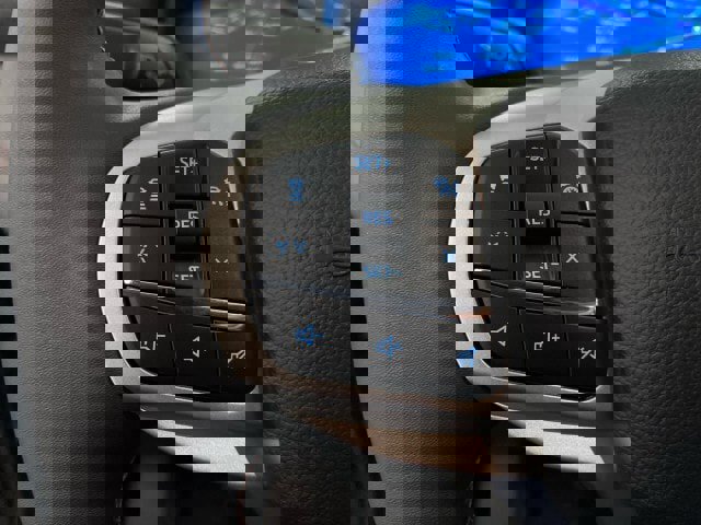 New 2026 Ford Explorer Active w/ Active Comfort Package image 28