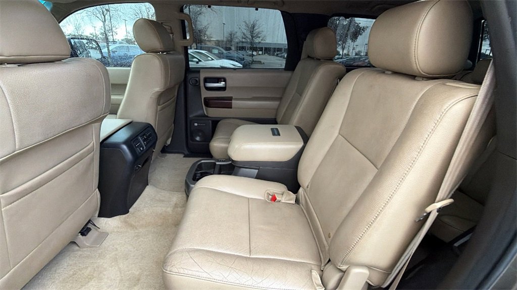 Used 2011 Toyota Sequoia Platinum image 24