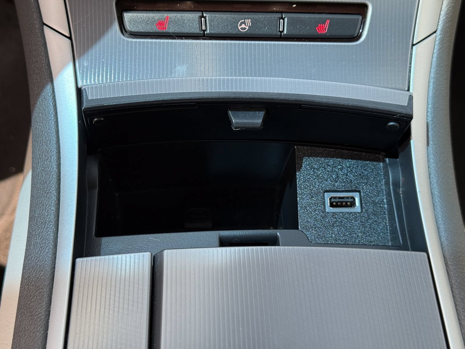 Used 2019 Lincoln MKZ Reserve w/ Reserve Plus Package FWD image 29