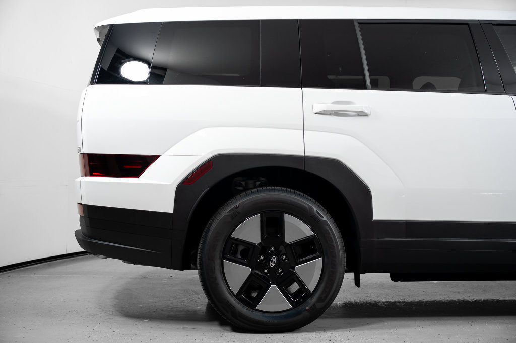 New 2026 Hyundai Santa Fe SE FWD image 5