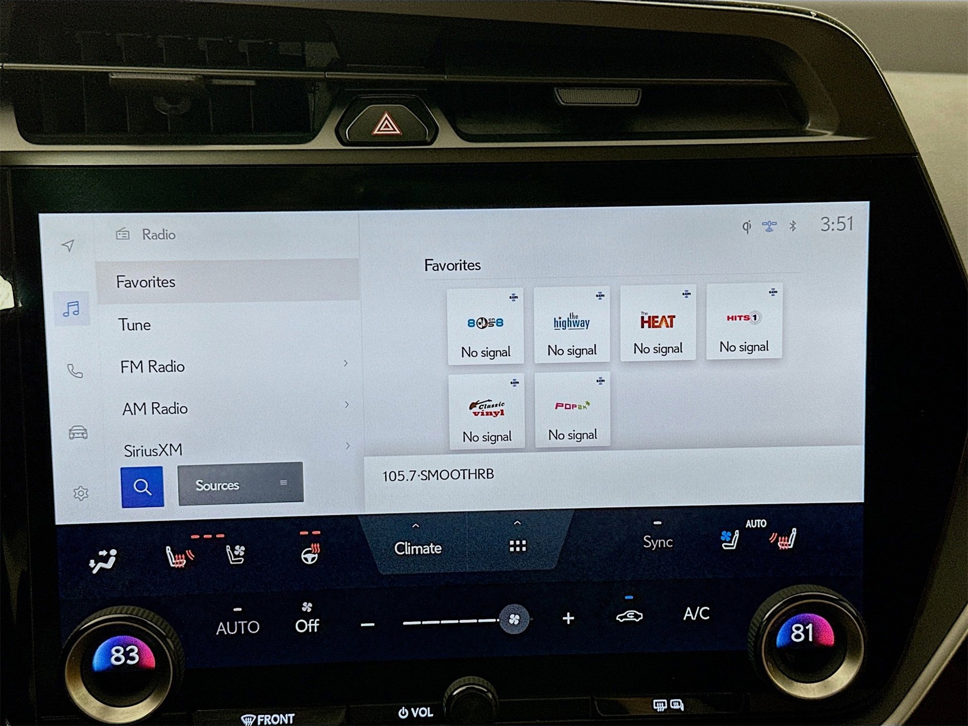 Used 2024 Lexus RZ 300e Premium w/ Accessory Package (Z1) image 16