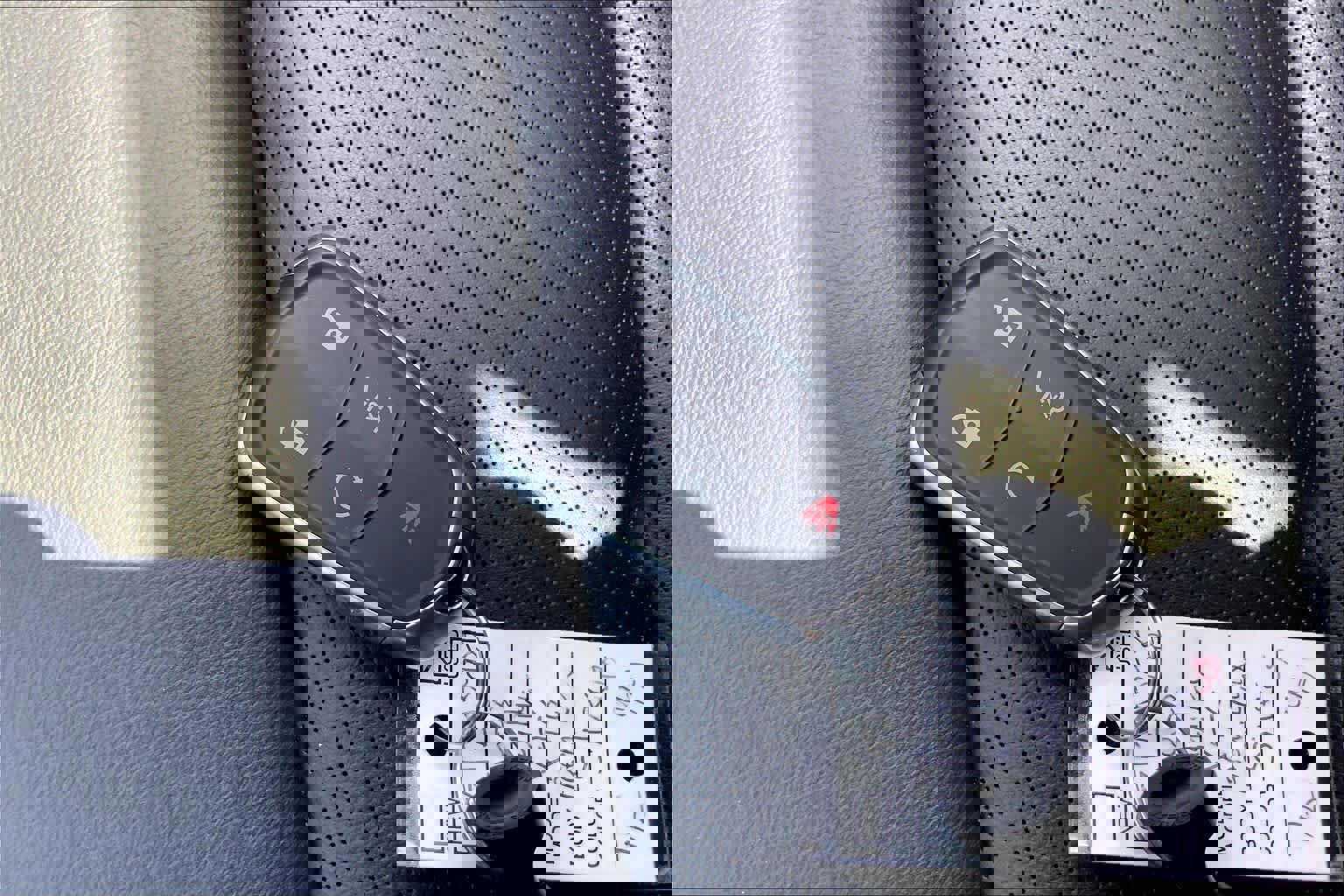 Used 2025 Cadillac XT6 Premium Luxury AWD/4WD image 15