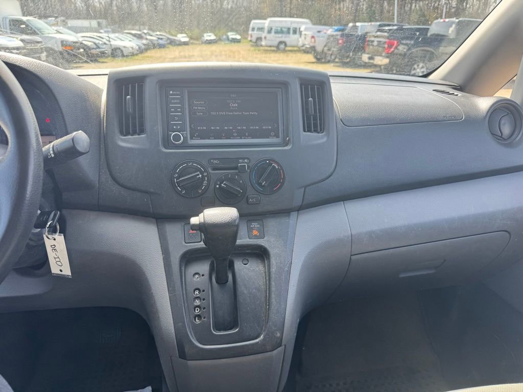 Used 2020 Nissan NV200 S image 16