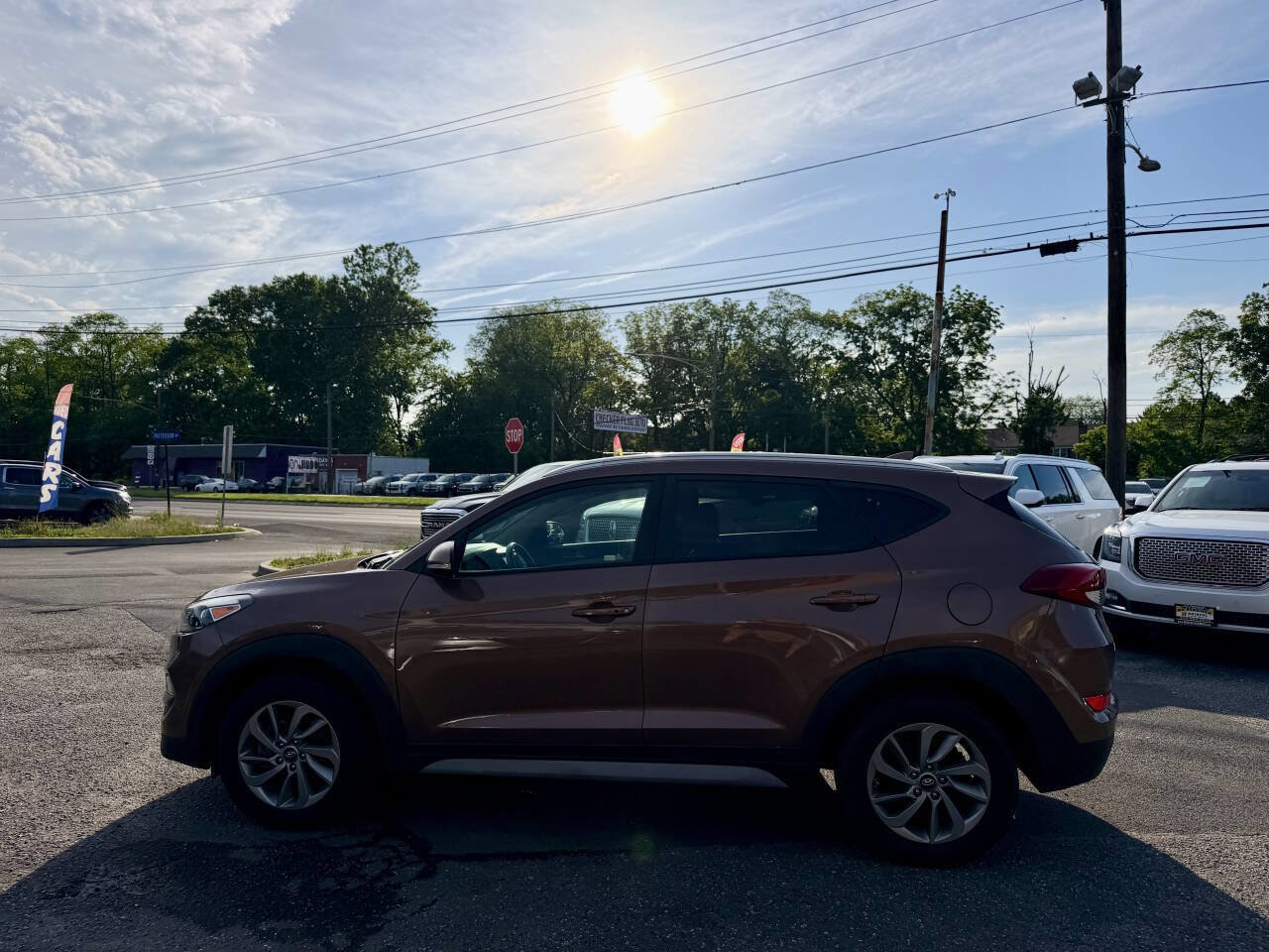 Used 2017 Hyundai Tucson SE Plus w/ Cargo Package AWD/4WD image 4
