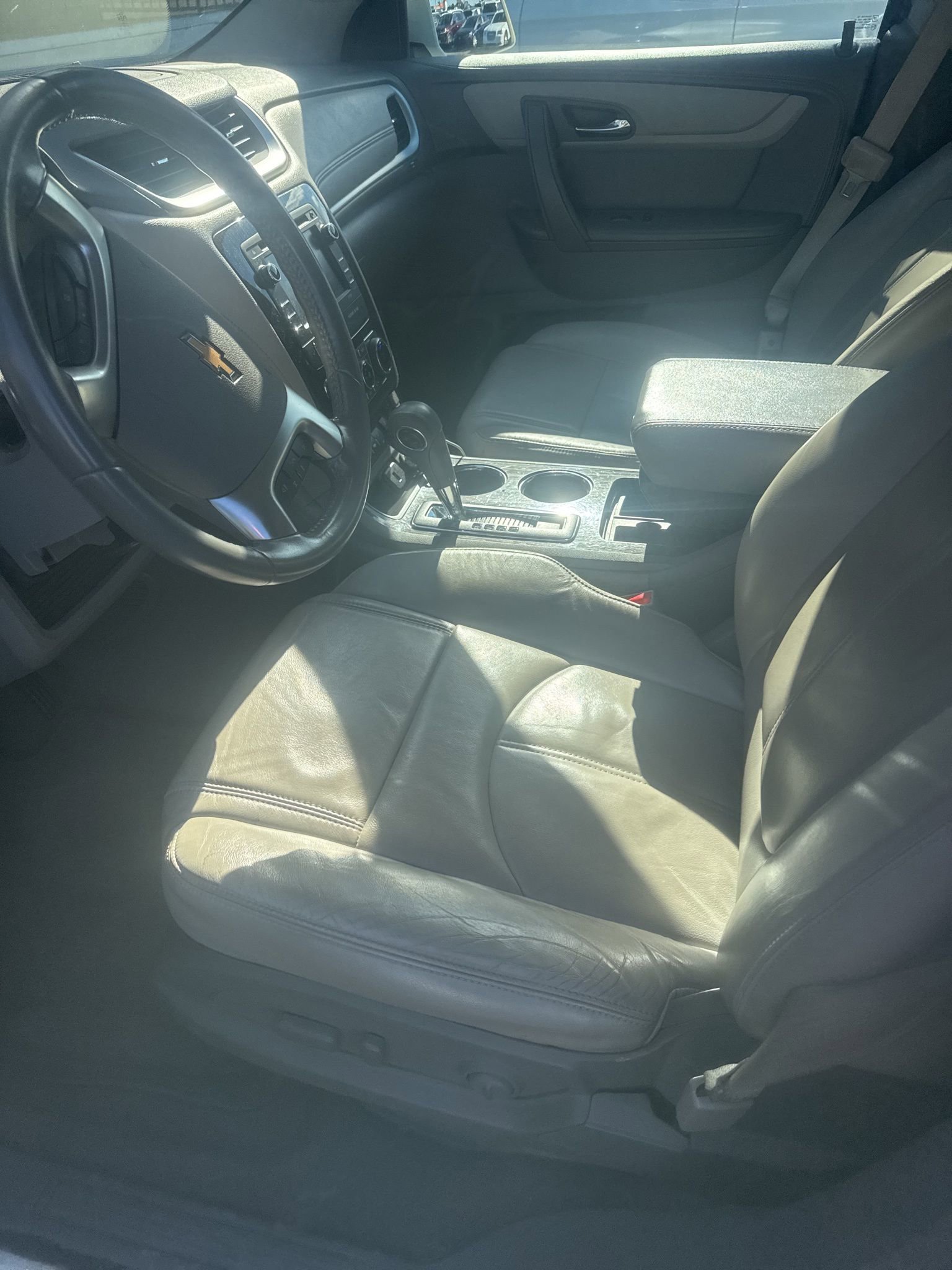 Used 2015 Chevrolet Traverse LT image 6