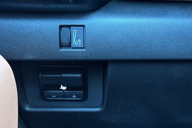 Used 2023 GMC Canyon AT4 w/ AT4 Premium Package image 42