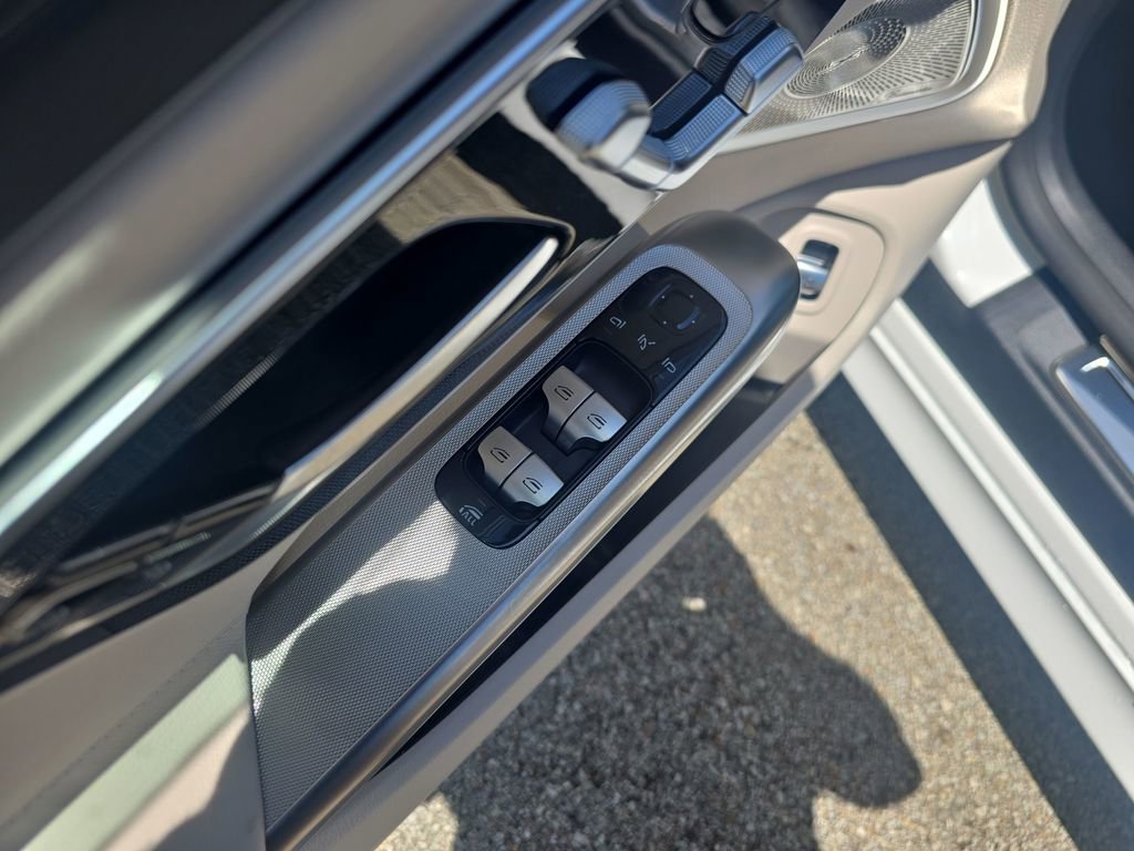 New 2026 Mercedes-Benz CLE 300 4MATIC Cabriolet image 16