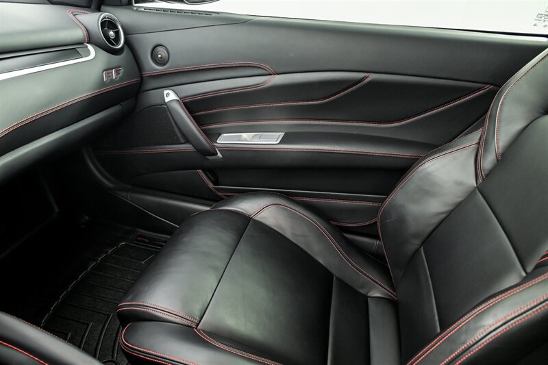 Used 2016 Ferrari FF AWD/4WD image 32