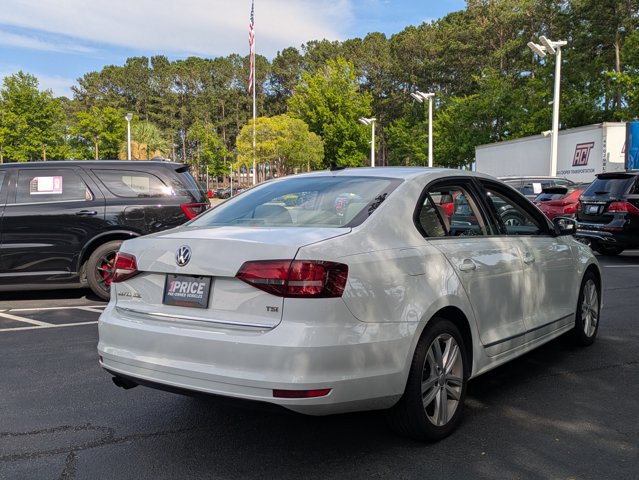 Used 2017 Volkswagen Jetta SEL FWD image 5