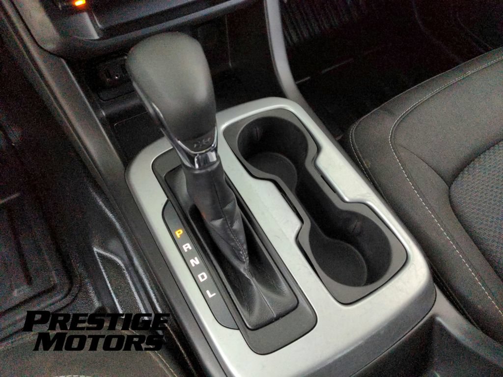 Used 2022 Chevrolet Colorado LT w/ Fleet Safety Package AWD/4WD image 17