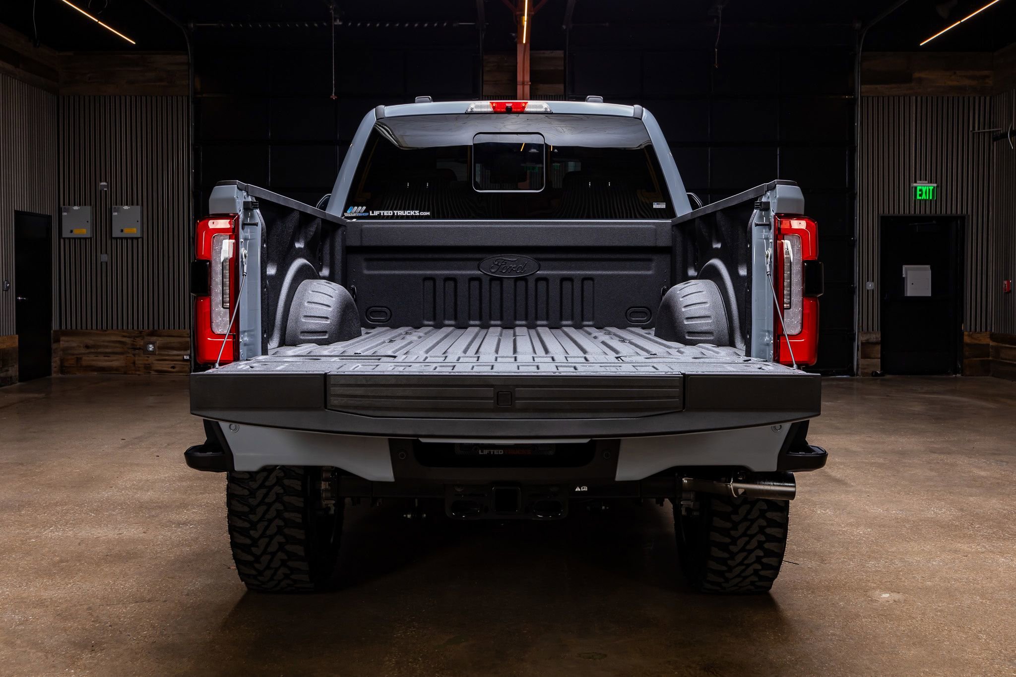 Used 2026 Ford F250 Platinum image 9