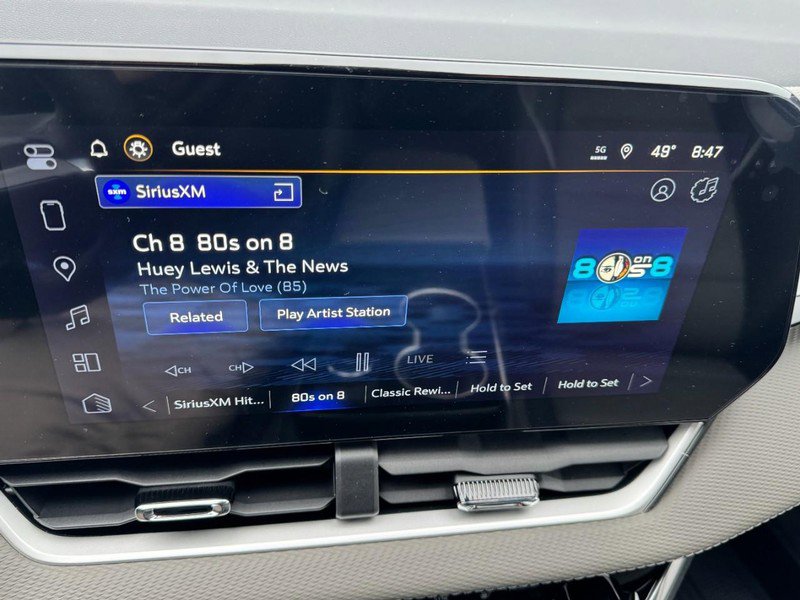 New 2026 Chevrolet Equinox LT w/ Convenience Package II image 14