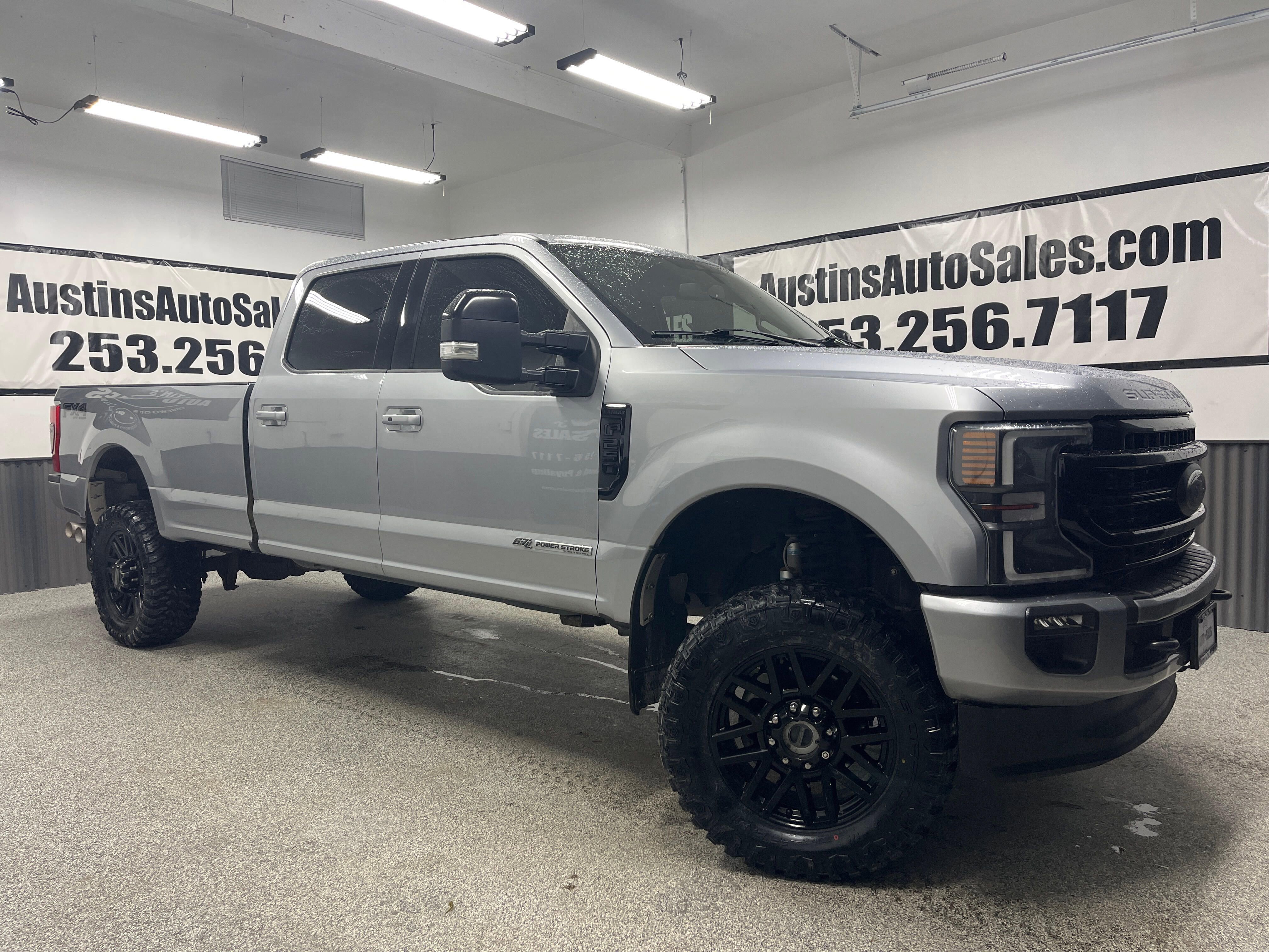 Used 2022 Ford F250 Lariat w/ Black Appearance Package image 1
