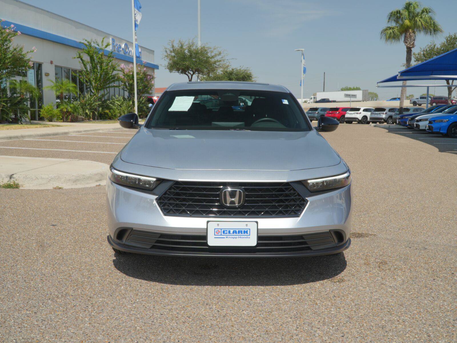 Used 2025 Honda Accord Sport image 2