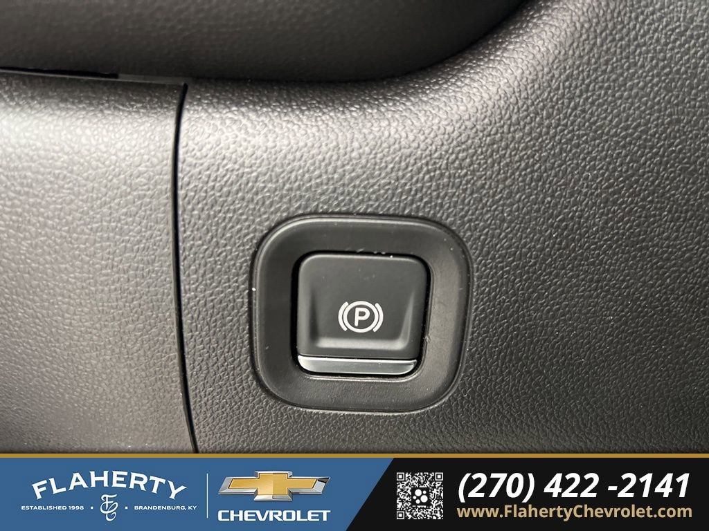 Used 2024 Chevrolet Silverado 2500 Custom w/ Custom Value Package image 25