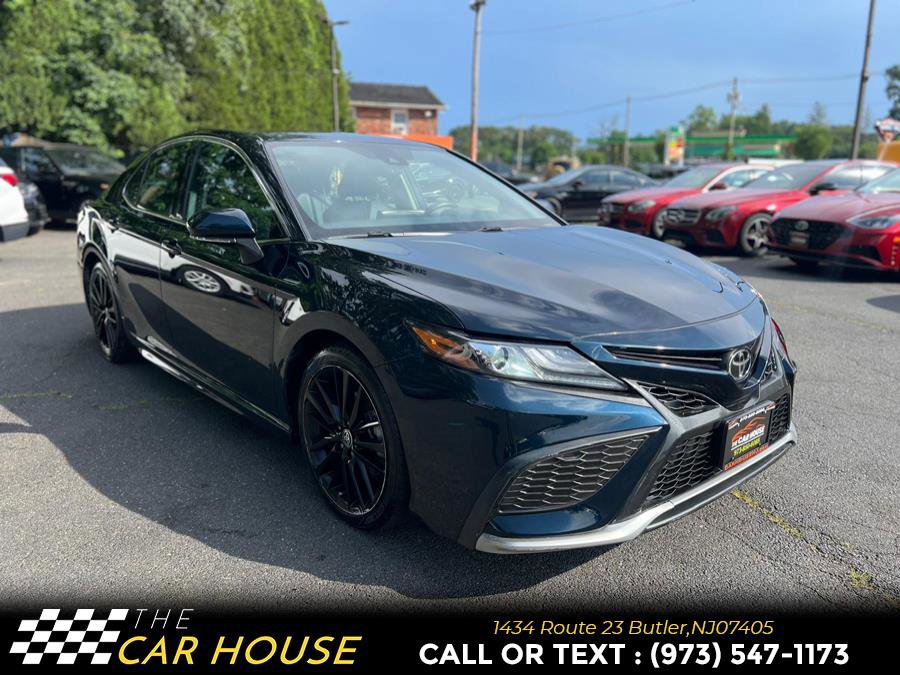 Used 2021 Toyota Camry XSE image 5