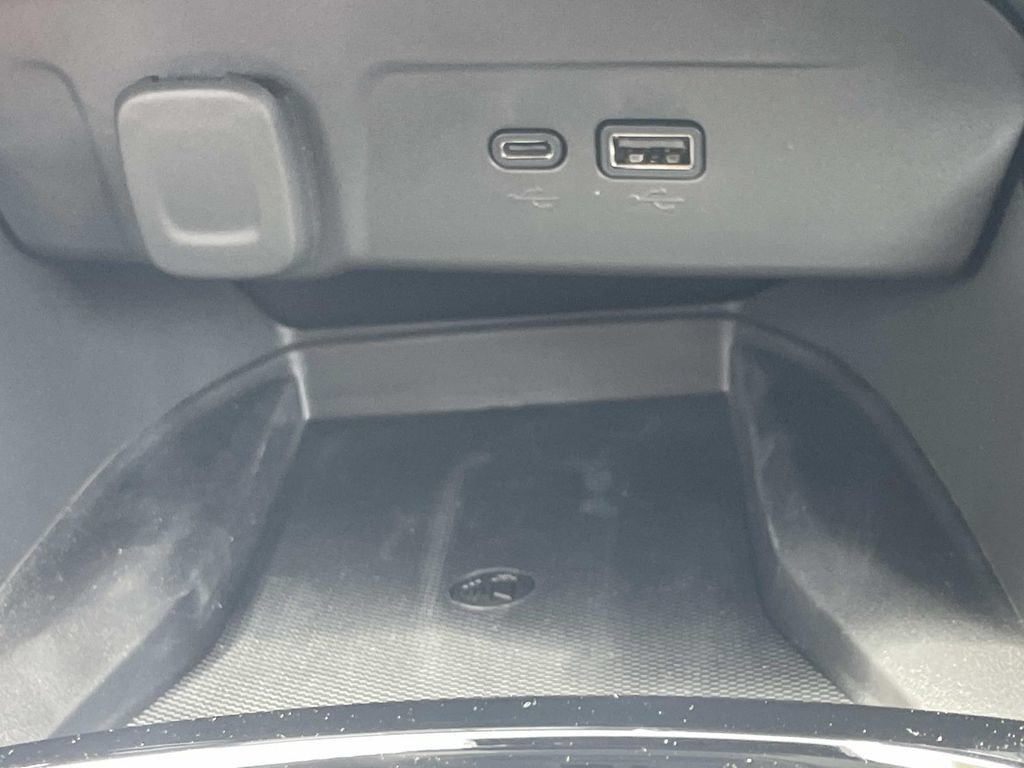 New 2026 Chevrolet Trax LT w/ Sunroof Package FWD image 21