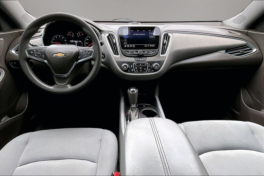 Used 2020 Chevrolet Malibu LT FWD image 7