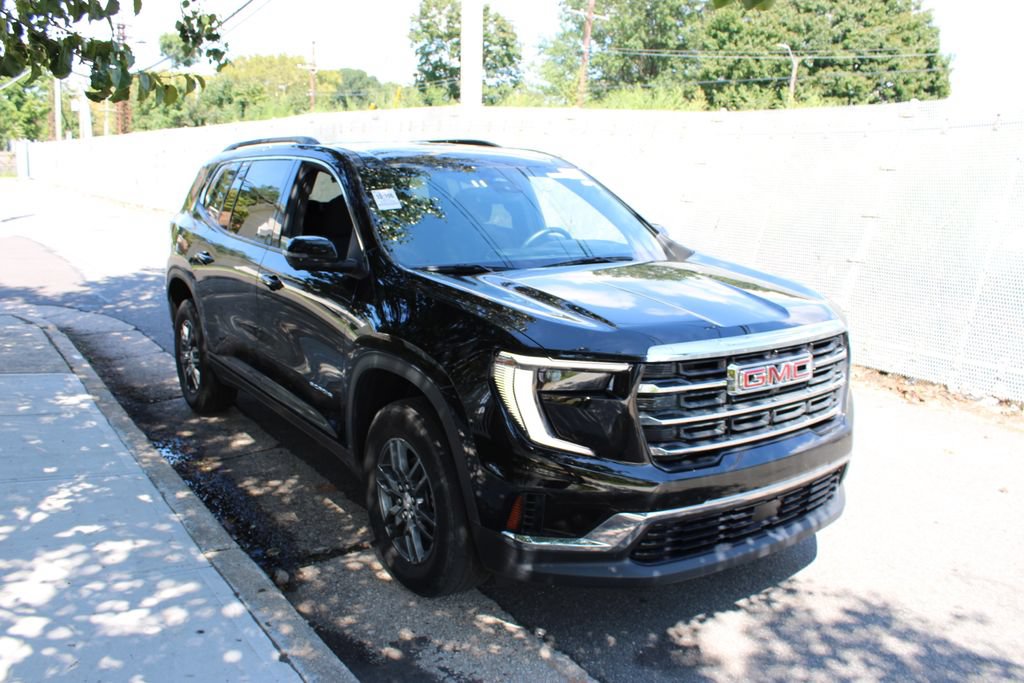 Used 2025 GMC Acadia Elevation FWD image 4