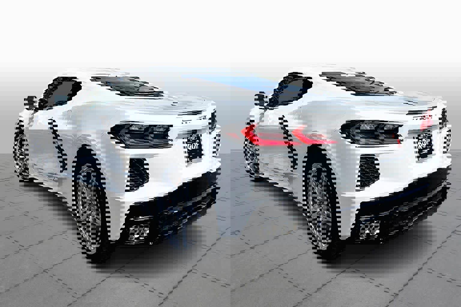 Used 2022 Chevrolet Corvette Stingray Premium Cpe w/ Engine Appearance Package image 12