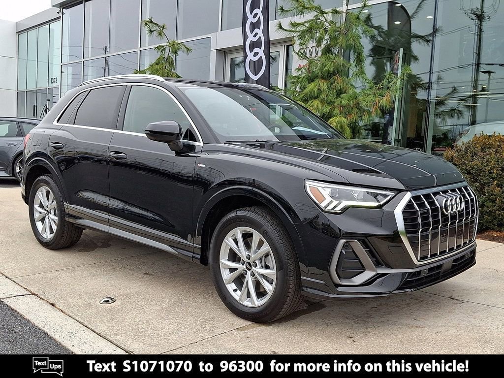 Certified 2025 Audi Q3 2.0T Premium Plus w/ Premium Plus Package image 1