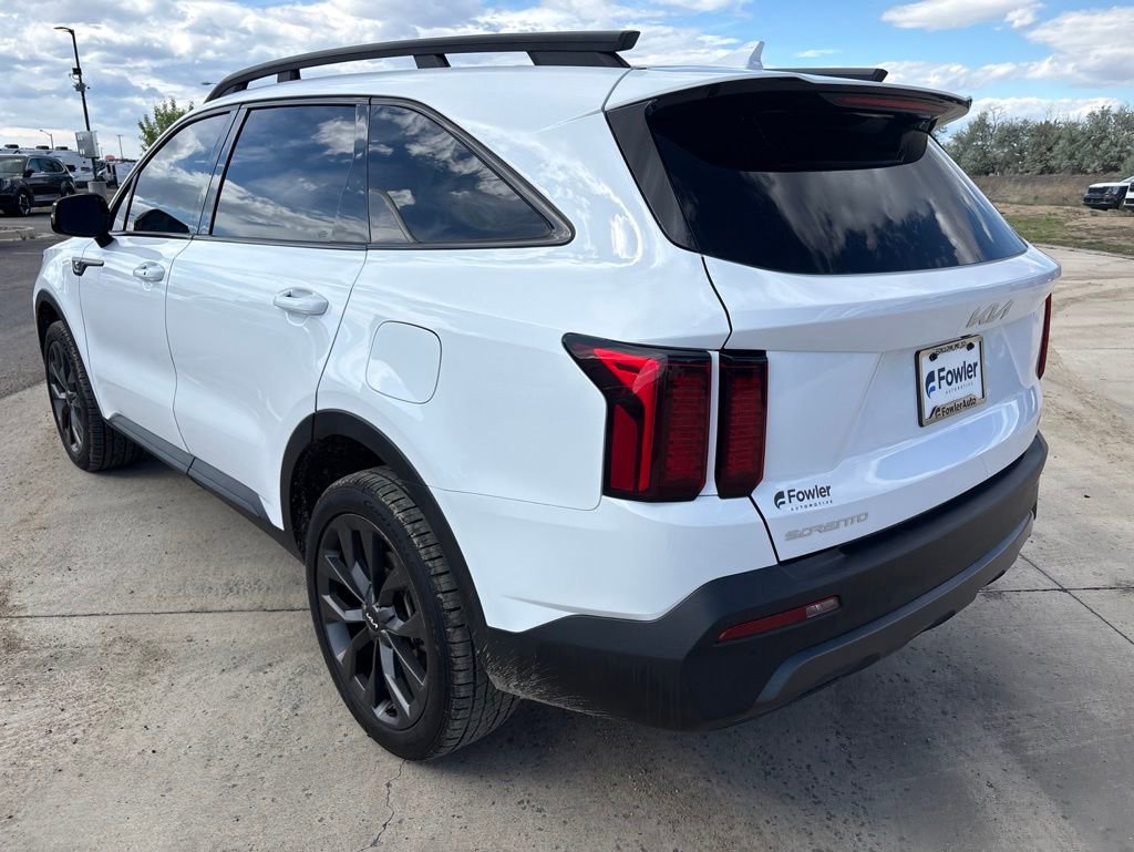 Used 2023 Kia Sorento X-Line EX AWD/4WD image 3