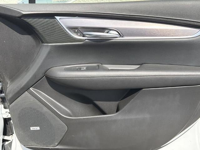 Used 2018 Cadillac XT5 Luxury w/ Driver Awareness Package FWD image 14