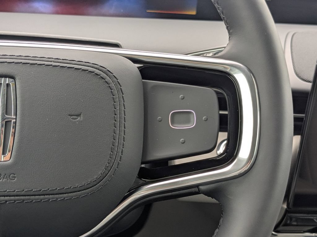 New 2026 Lincoln Nautilus Reserve AWD/4WD image 29