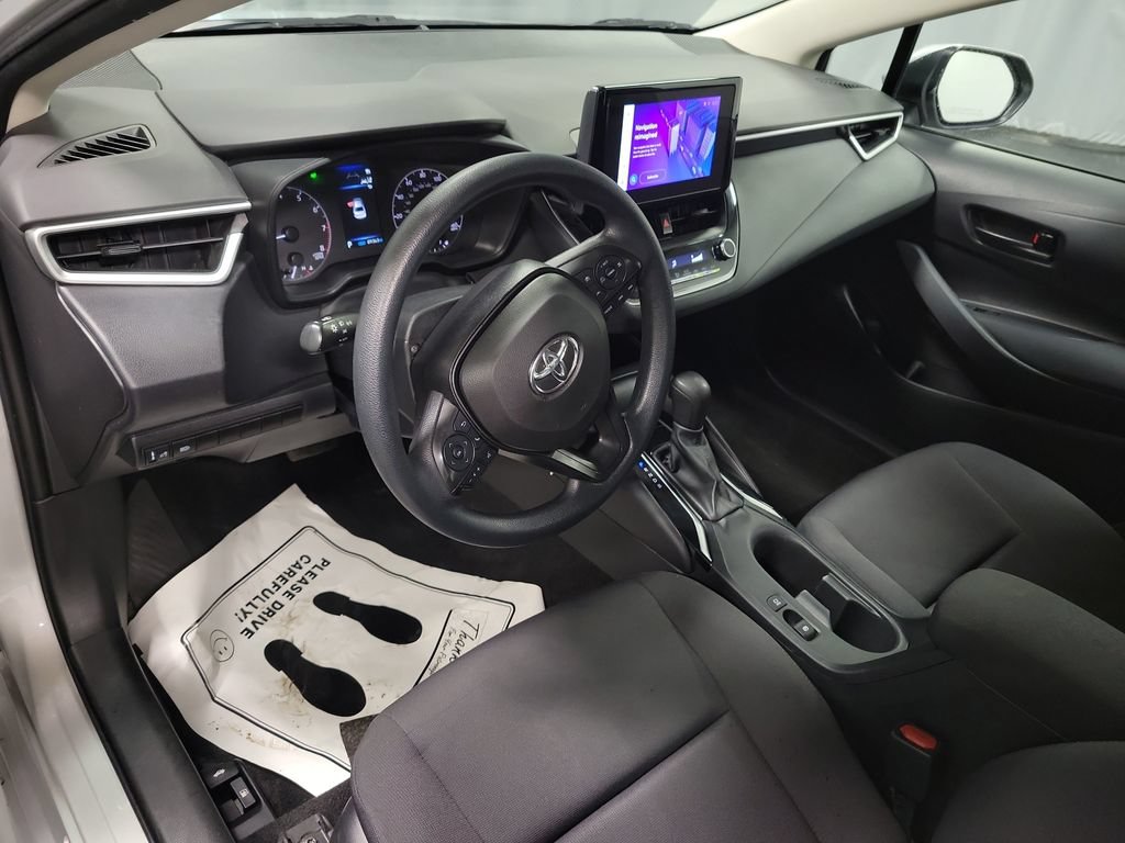 Used 2023 Toyota Corolla LE FWD image 13