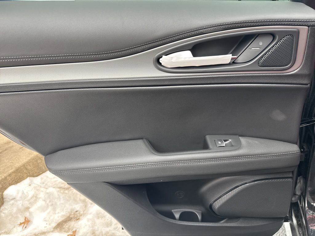 New 2026 Alfa Romeo Stelvio Sprint image 17