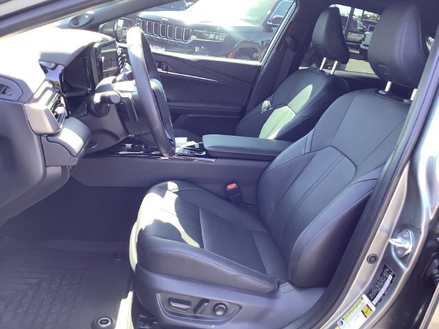 Used 2026 Toyota Camry XSE w/ Premium Plus Package FWD image 8