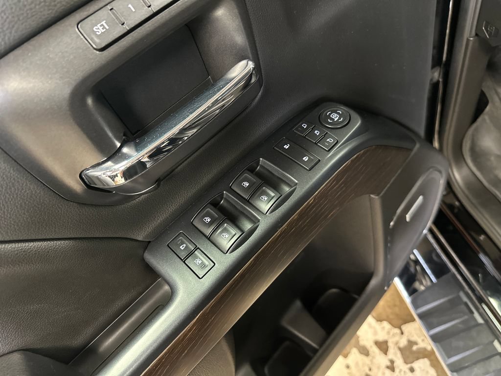 Used 2017 GMC Sierra 3500 Denali w/ Duramax Plus Package AWD/4WD image 16
