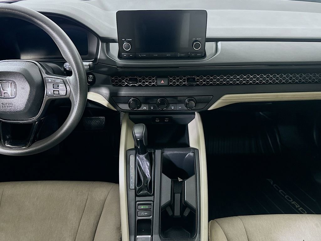 Used 2024 Honda Accord LX image 18