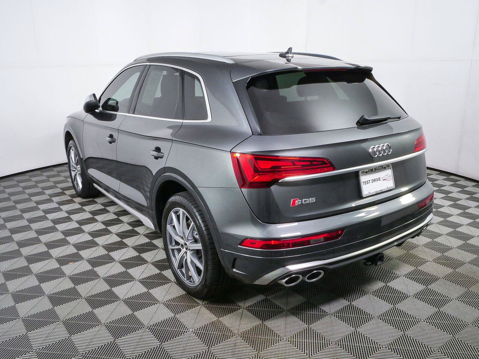 Used 2021 Audi SQ5 Premium w/ Convenience Package AWD/4WD image 23
