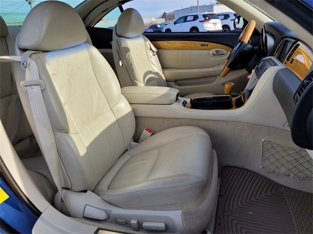 Used 2004 Lexus SC 430 Convertible image 16