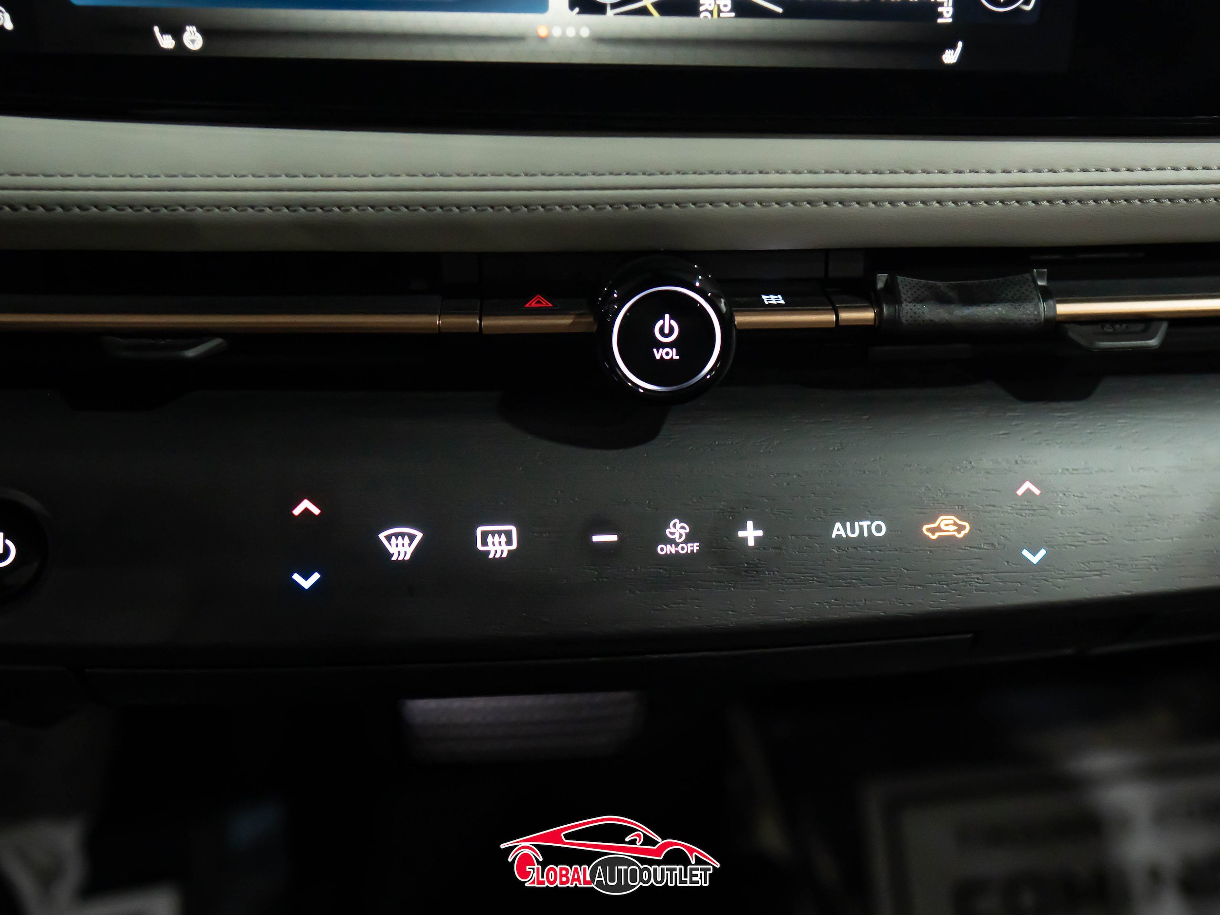 Used 2023 Nissan Ariya FWD image 33