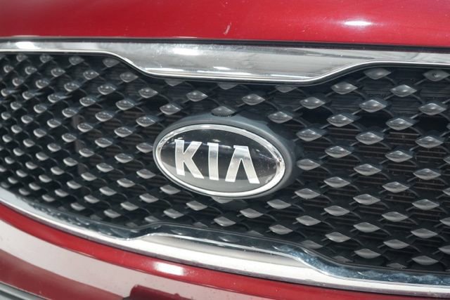 Used 2016 Kia Sorento LX image 11