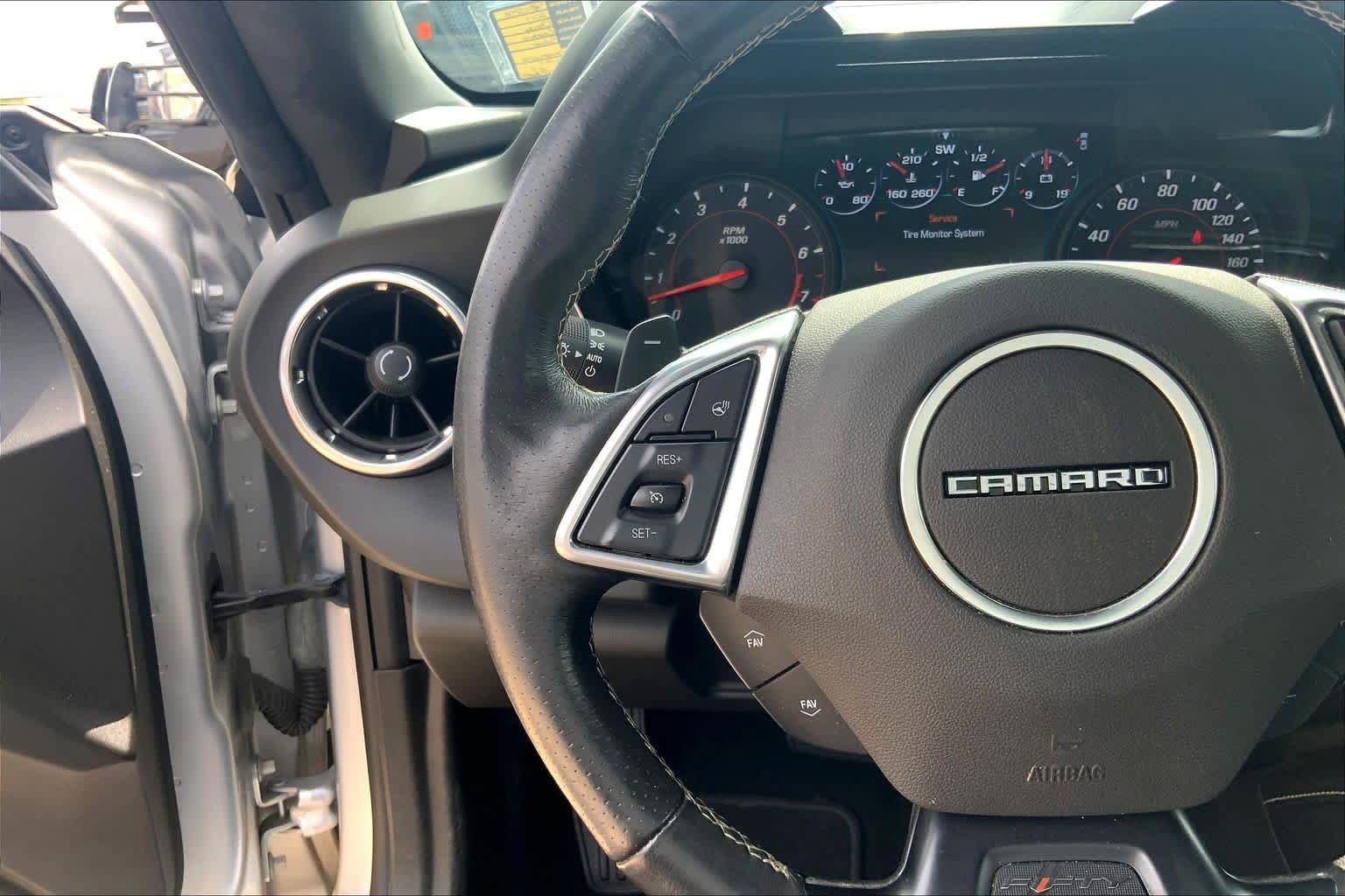 Used 2017 Chevrolet Camaro SS RWD image 23