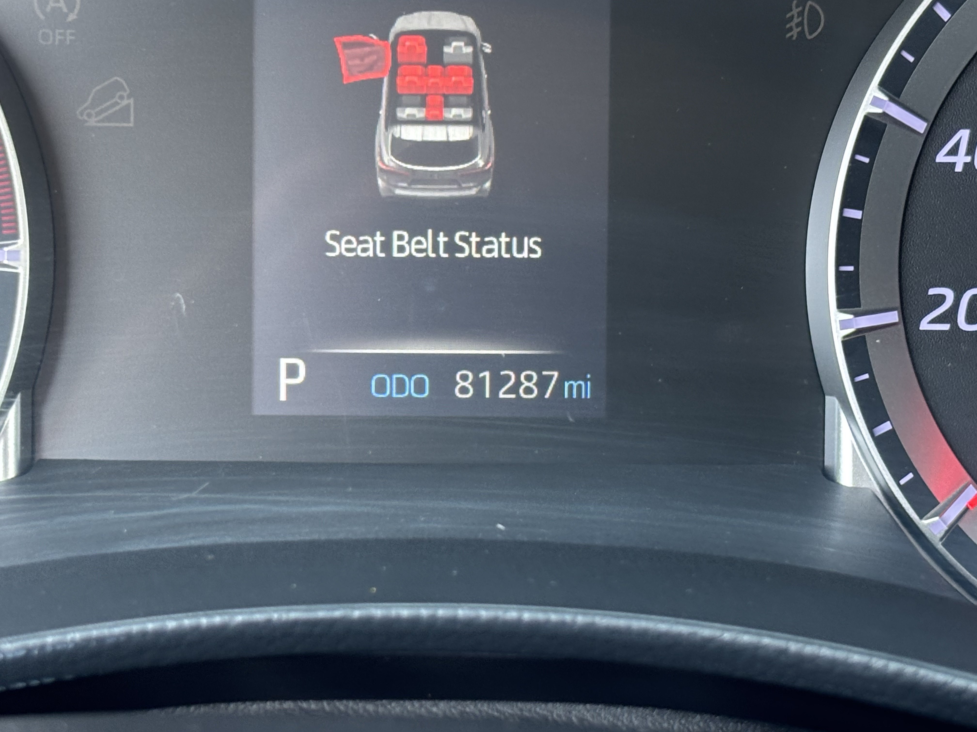 Used 2021 Toyota Highlander L FWD image 27